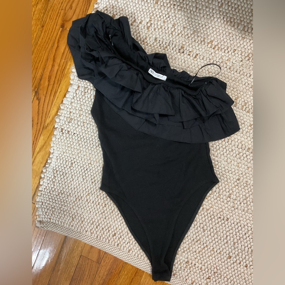 Zara Black Ruffle One-Shoulder Bodysuit